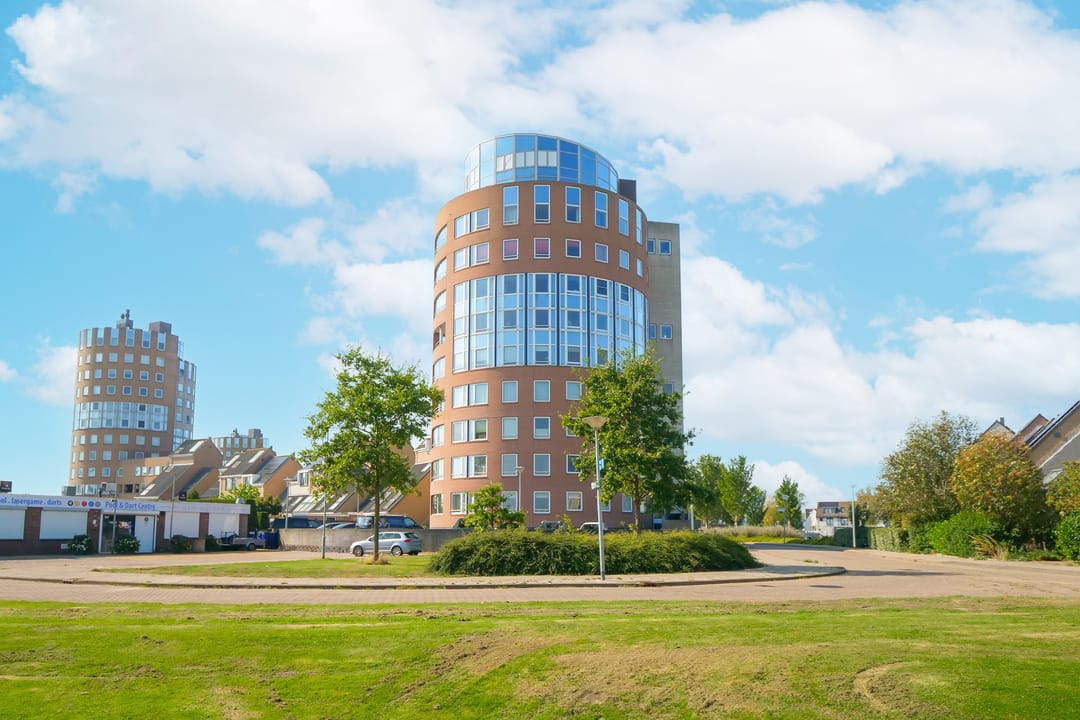 Foto 1 van Andromeda 121