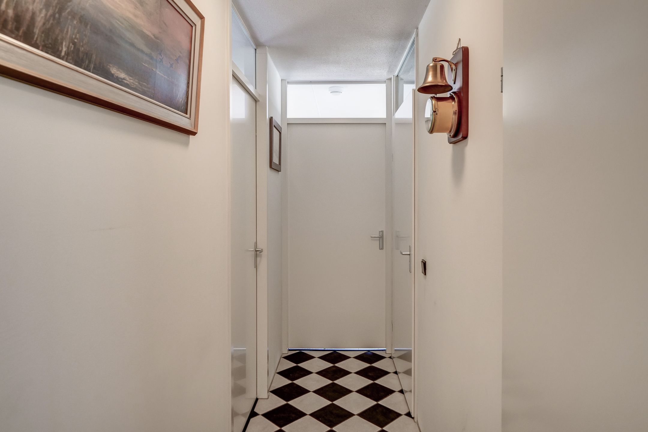 Foto 3 van Andromeda 121