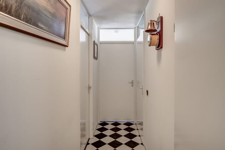 Foto 3 van Andromeda 121