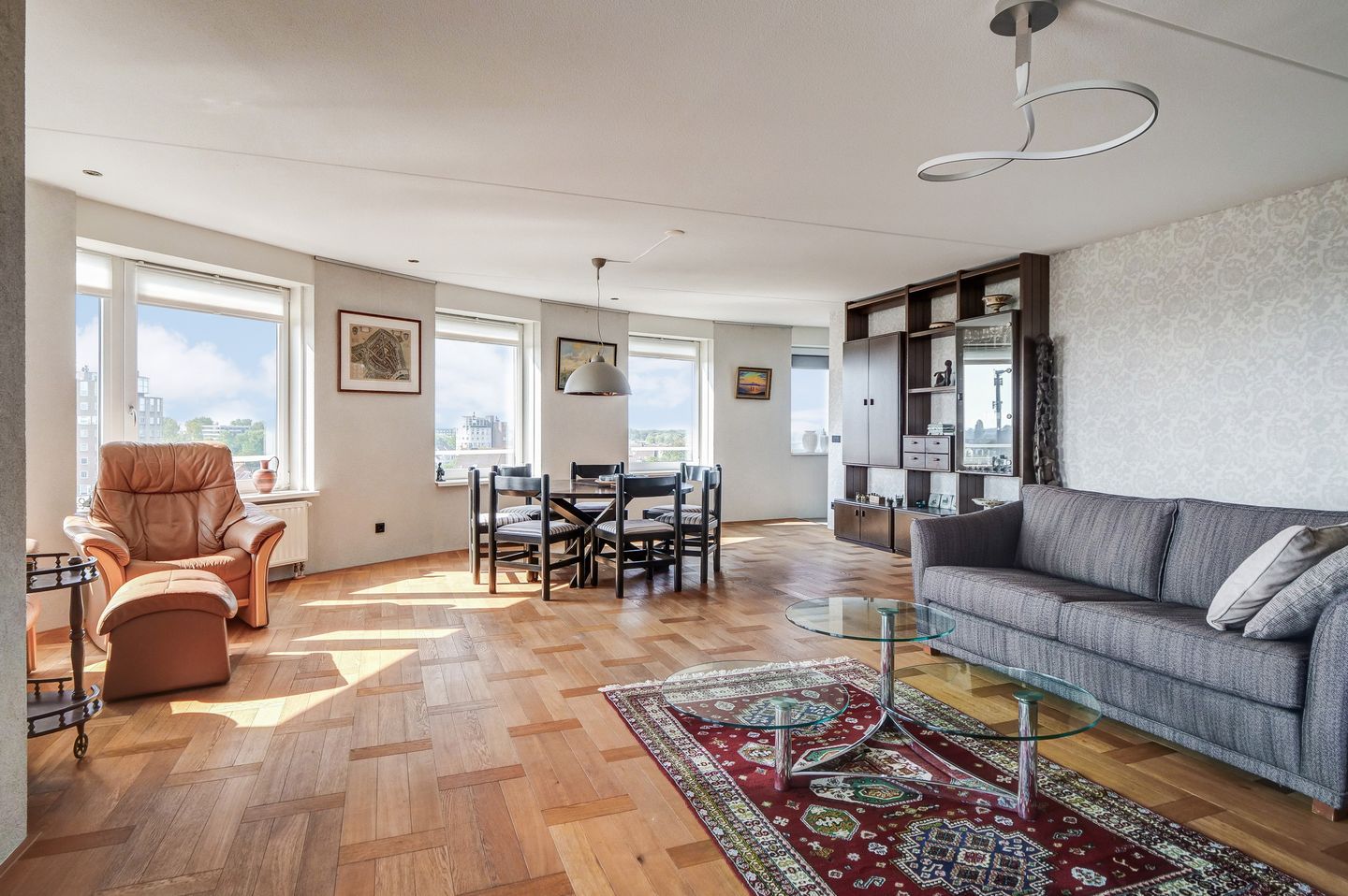 Foto 4 van Andromeda 121