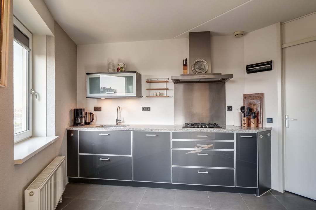 Foto 8 van Andromeda 121