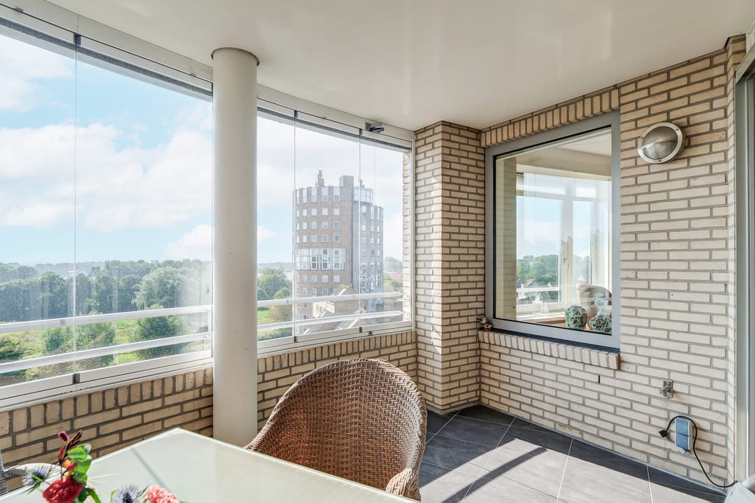 Foto 11 van Andromeda 121