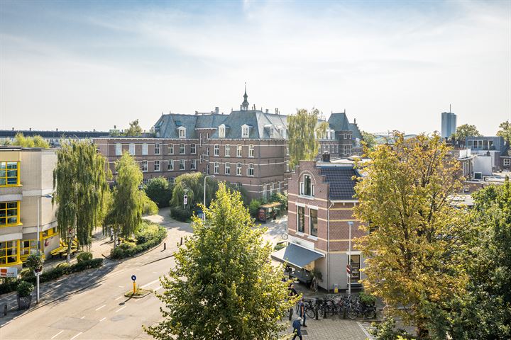 Bekijk foto 15 van Stadhouderslaan 107