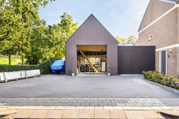 Foto 25 van Caustraat 58