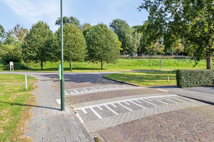 Foto 31 van Caustraat 58