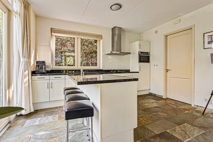 Foto 11 van Beukenlaan 3