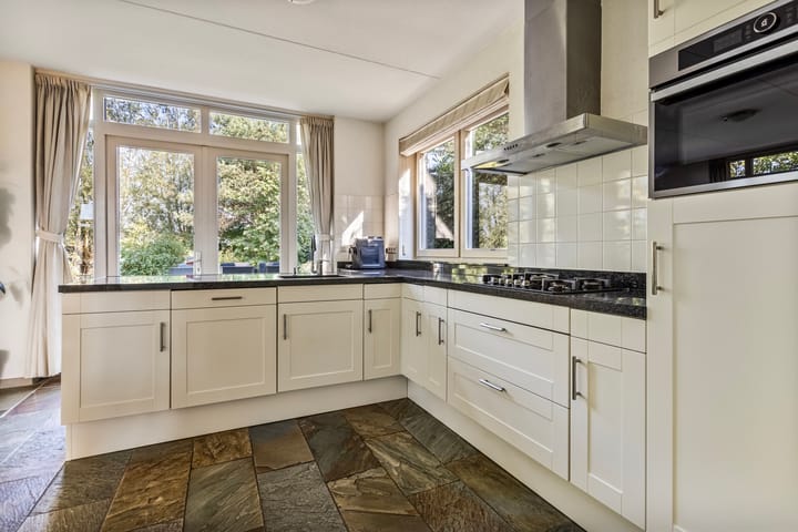 Foto 12 van Beukenlaan 3