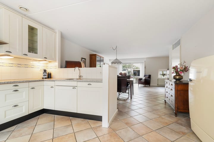 Foto 5 van Antoni Staringlaan 42