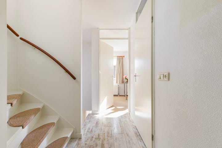 Foto 13 van Antoni Staringlaan 42