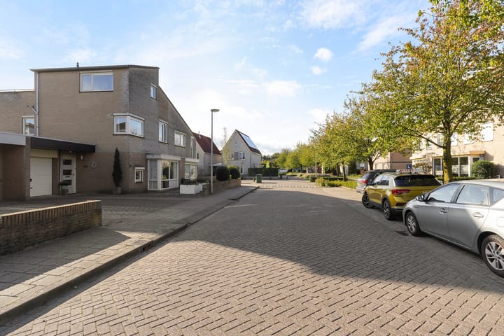 Foto 33 van Antoni Staringlaan 42