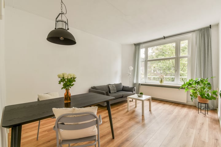 Bekijk foto 2 van Geuzenstraat 75-2