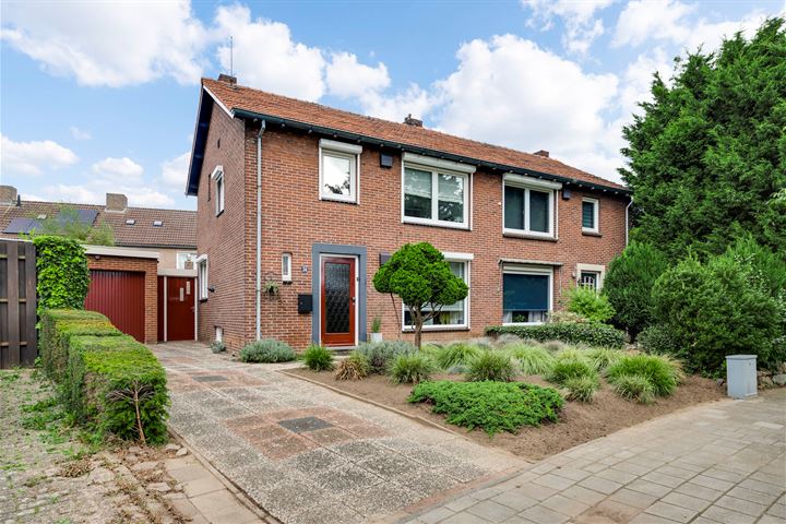 View photo 32 of Kampstraat 34