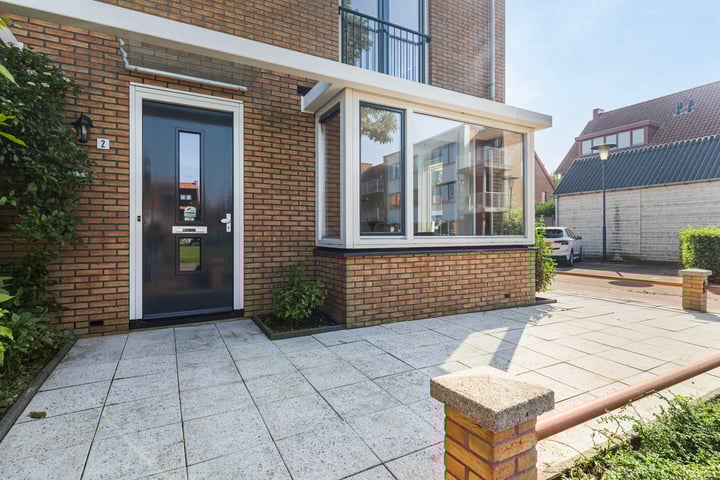 Bekijk foto 2 van H. Buismalaan 2