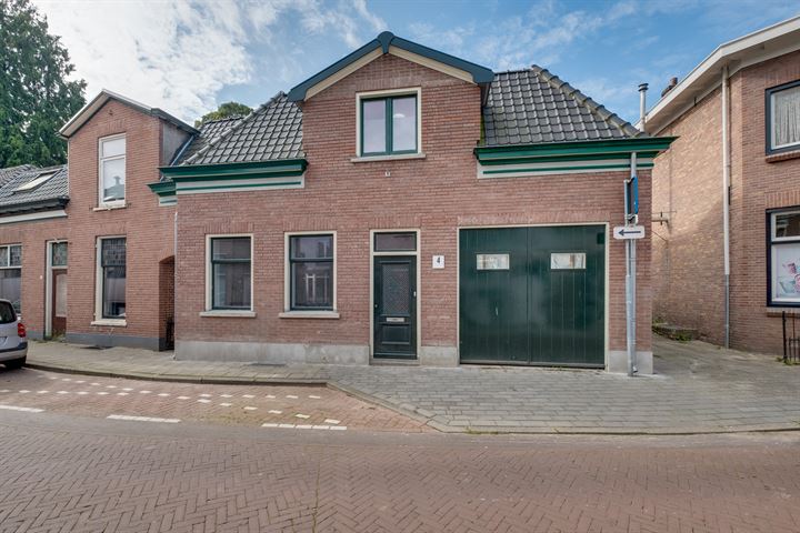 Bekijk foto 1 van Kruisstraat 4