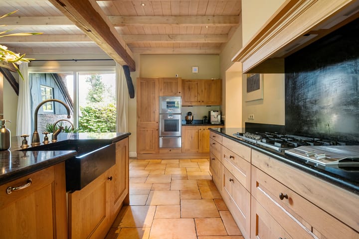 Photo 4 of Dwingelerweg 25