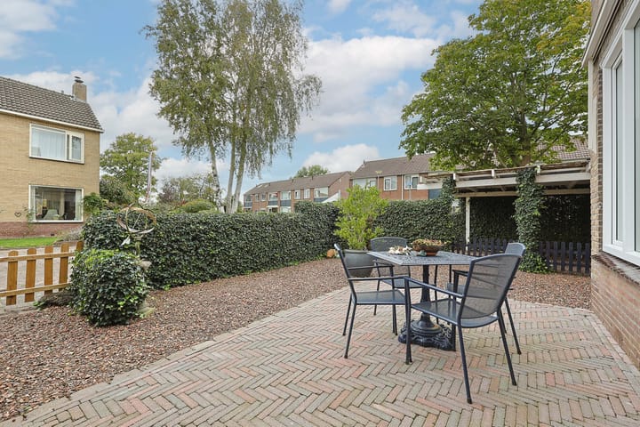 Photo 8 of Herderstraat 1