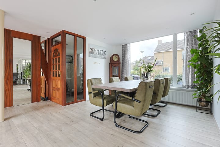 Photo 19 of Herderstraat 1