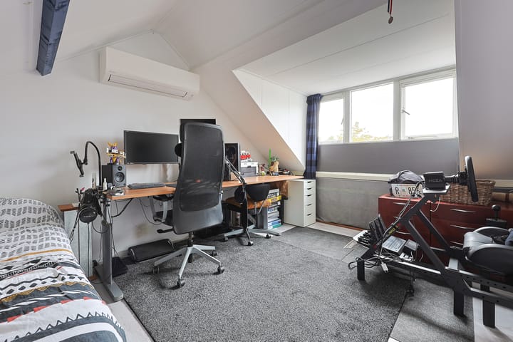 Photo 32 of Herderstraat 1