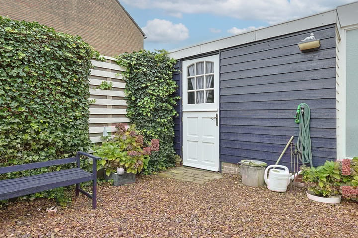 Photo 44 of Herderstraat 1