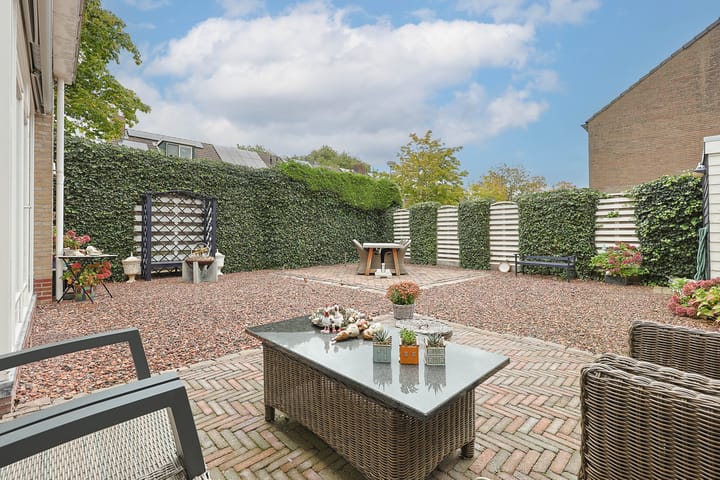 Photo 47 of Herderstraat 1