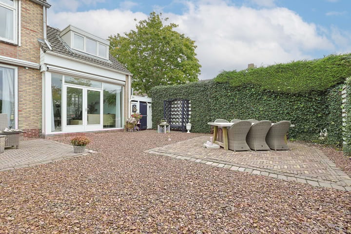 Photo 49 of Herderstraat 1