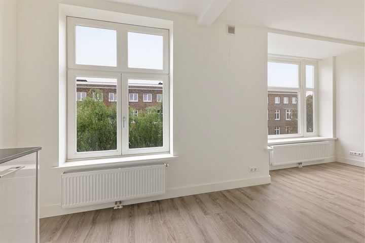 Bekijk foto 10 van Lanseloetstraat 36-3