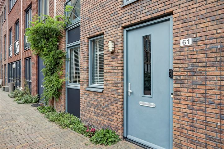 Bekijk foto 2 van Scheepsjagerstraat 61