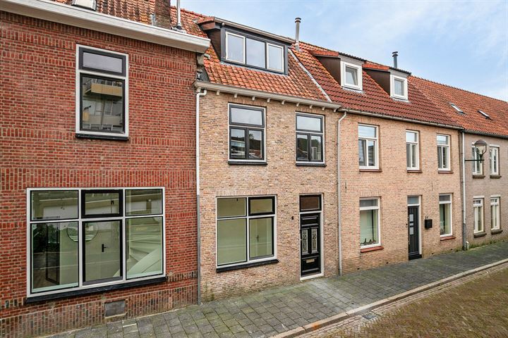 View photo 1 of Sint-Antoniusstraat 26