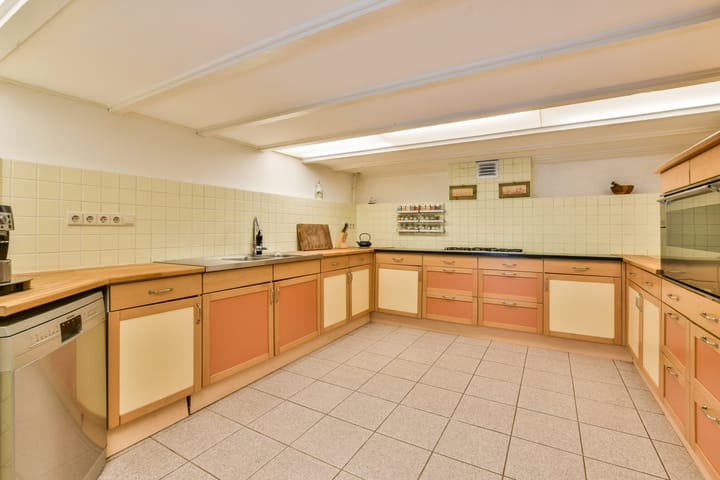 Foto 10 van Bovenkerkerkade 28