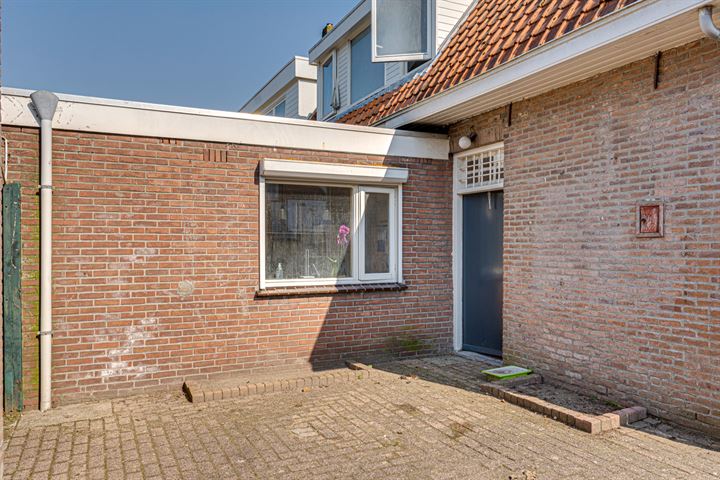 Bekijk foto 71 van Pastoor van Breugelstraat 132