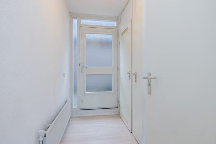 Foto 7 van Sint Teunisstraat 27-D