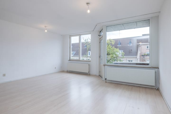 Foto 9 van Sint Teunisstraat 27-D