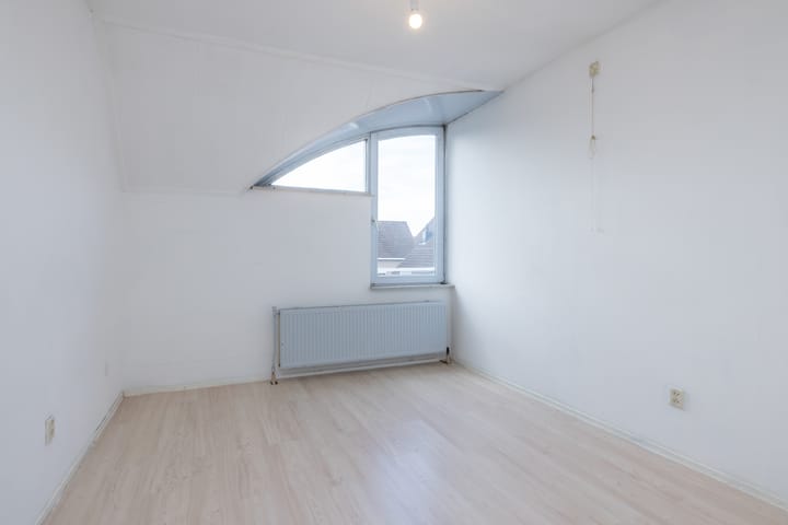 Foto 18 van Sint Teunisstraat 27-D