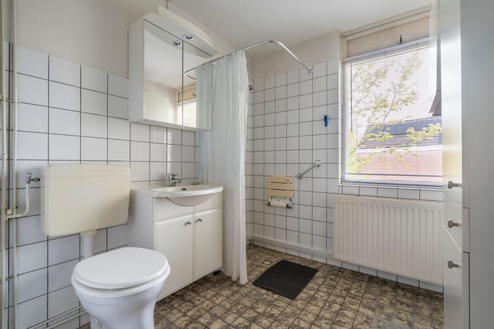 Photo 18 of Triton 19