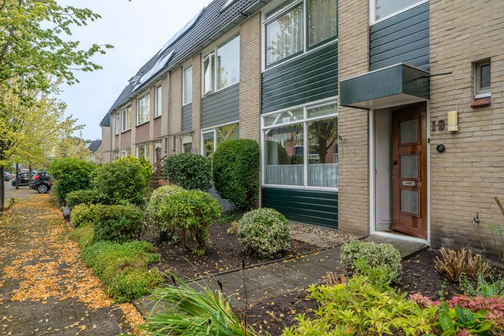 Photo 30 of Triton 19