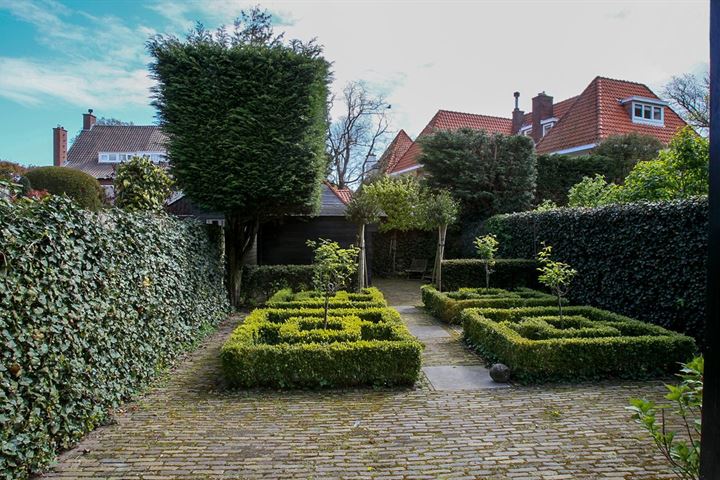 View photo 3 of Binnenweg 19