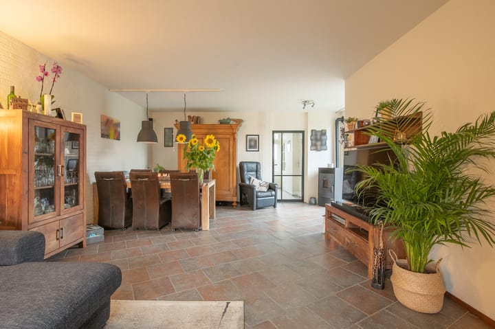 Foto 2 van Engelsdalstraat 2