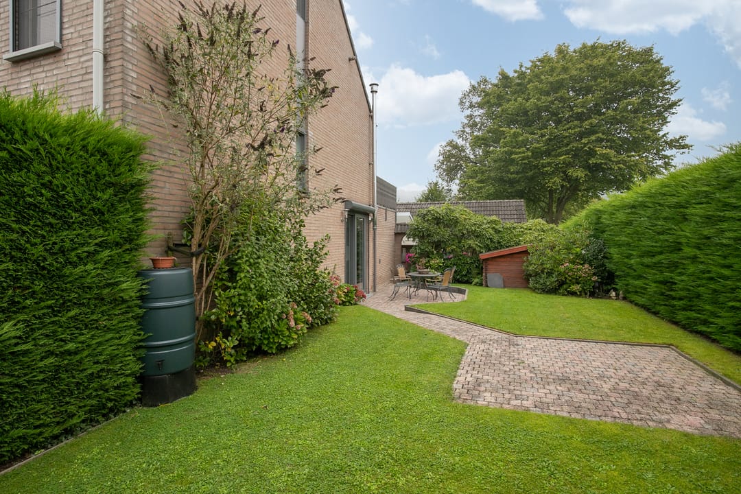 Foto 26 van Engelsdalstraat 2