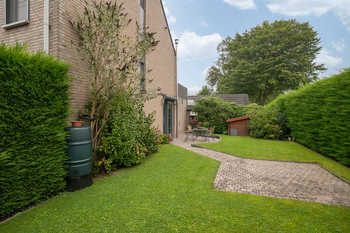 Foto 26 van Engelsdalstraat 2