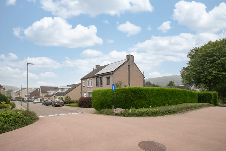 Foto 29 van Engelsdalstraat 2