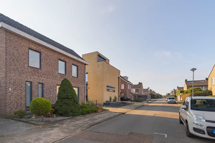 Foto 22 van Ambiorixweg 9