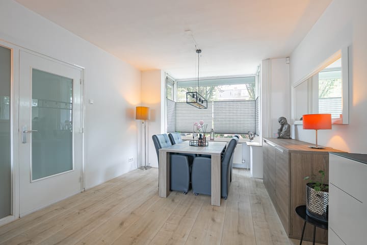 Foto 6 van Niels Bohrstraat 33