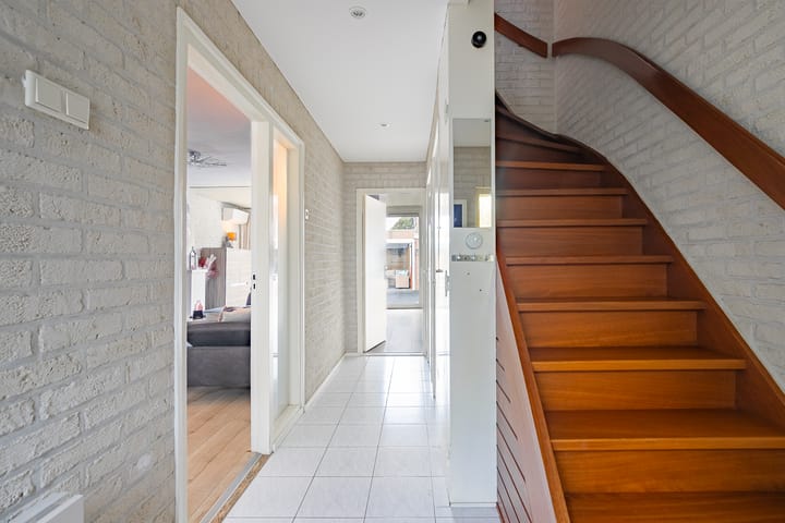 Foto 9 van Niels Bohrstraat 33