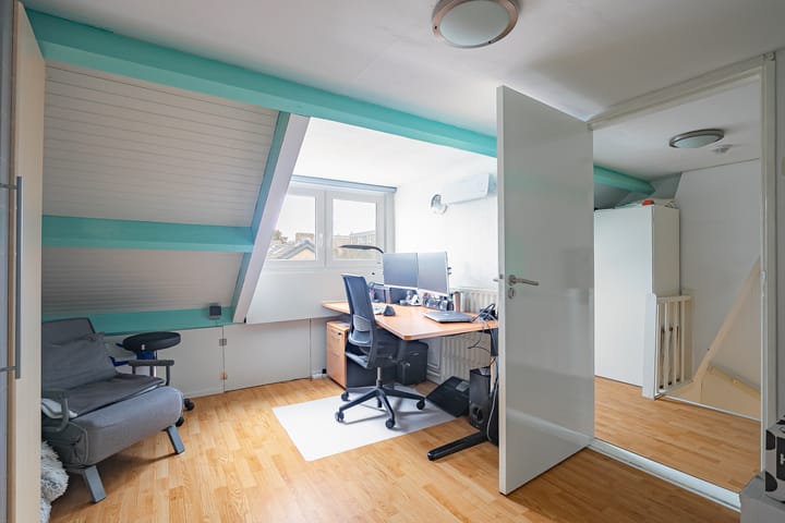 Foto 16 van Niels Bohrstraat 33