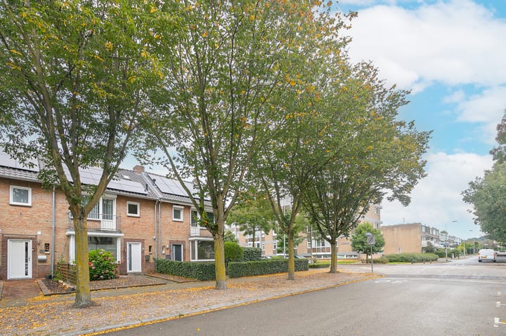 Foto 24 van Niels Bohrstraat 33