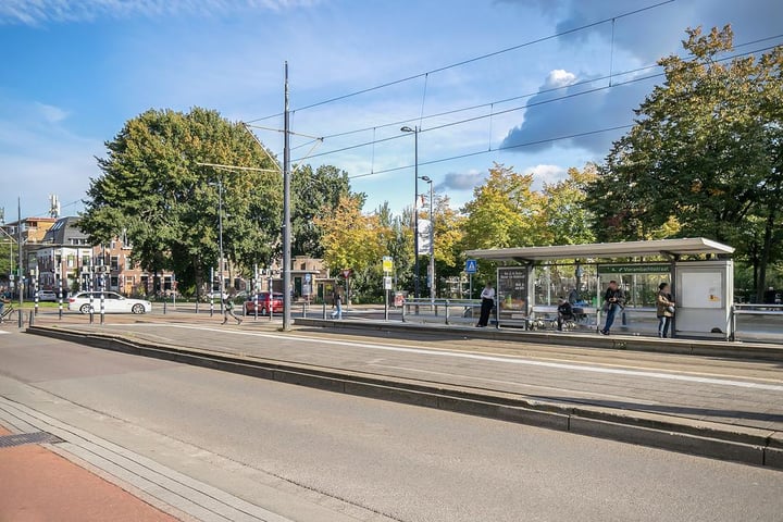 Bekijk foto 28 van Burgemeester Meineszlaan 22-A