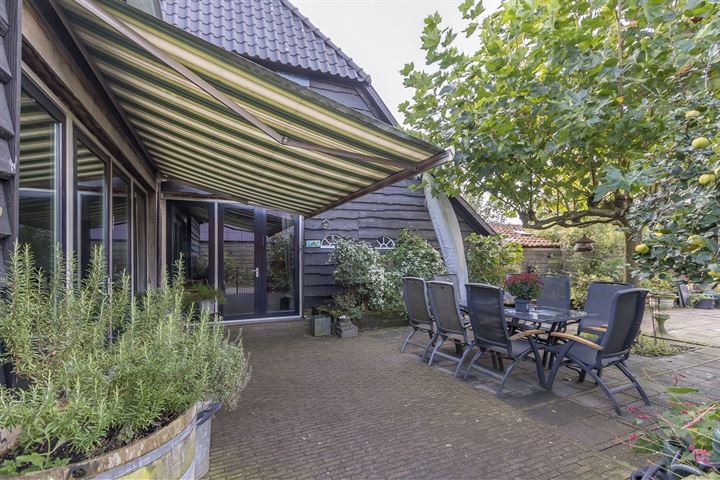 View photo 56 of Dokter Larijweg 102