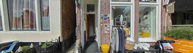 View 360° photo of entree of Grote Bredeplaats 21