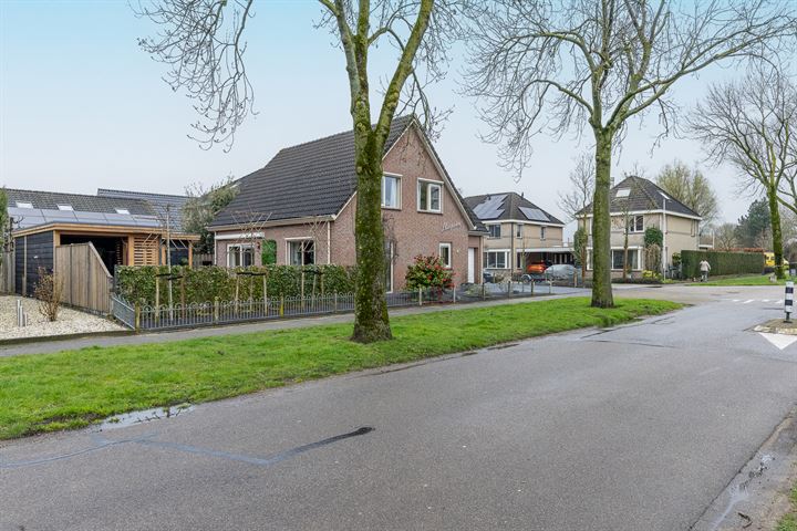 View photo 35 of Dijkgraaf de Leeuwweg 5