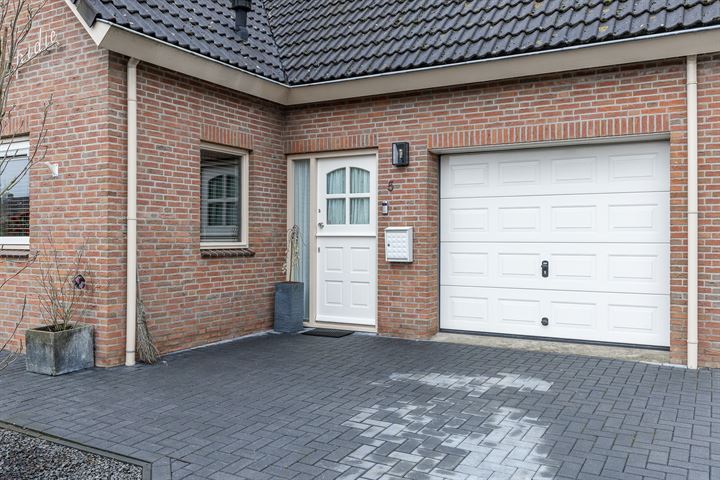 View photo 45 of Dijkgraaf de Leeuwweg 5